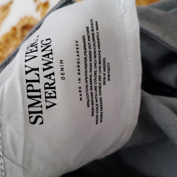 Capri rolled hem jeans - Picture 6 of 6